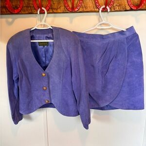 Vintage danier leather women’s suit. Jacket size large. Skirt size 10.